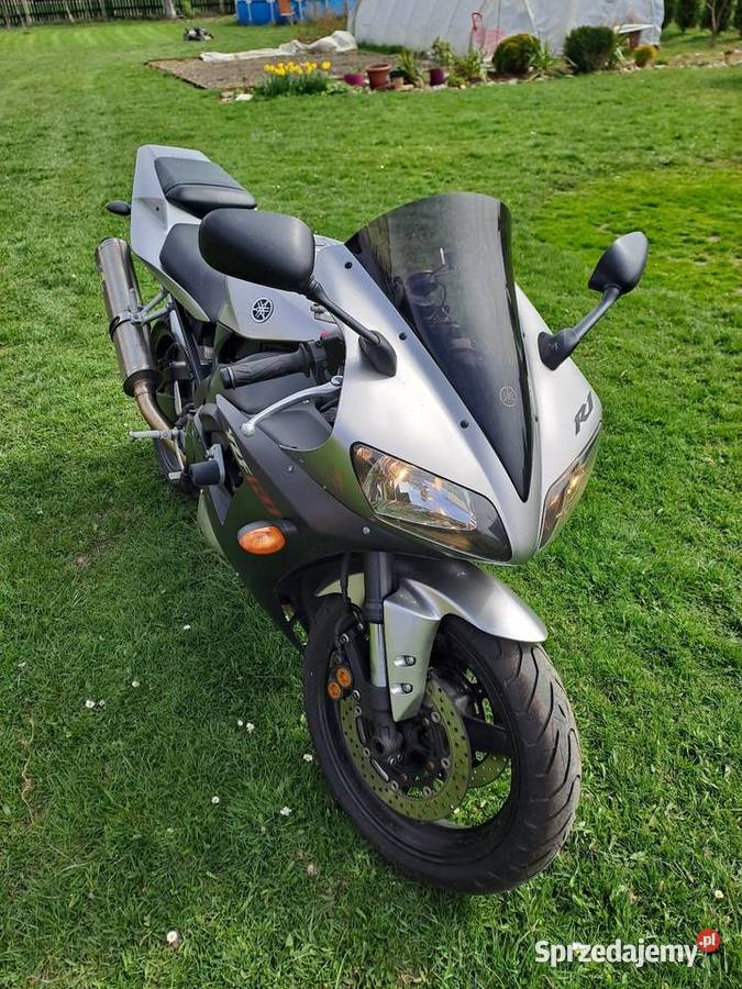 Yamaha R1 RN09 2003r