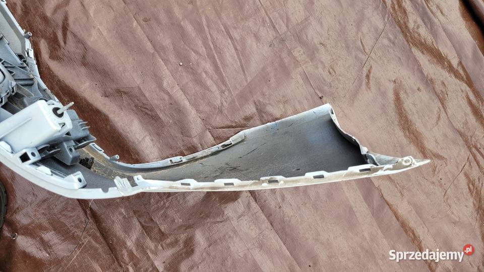AUDI A4 B9 LIFT SEDAN ZDERZAK TYŁ TYLNY śląskie