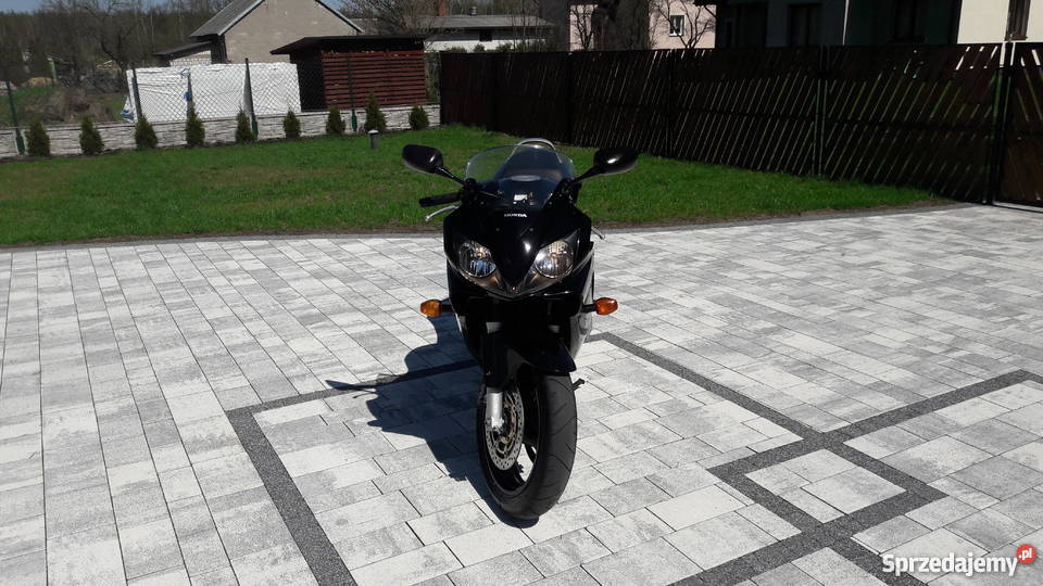 Honda CBR 600 F4i Stan