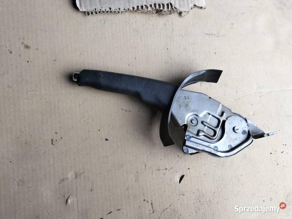 NISSAN PRIMERA P11 LIFT DZWIGNIA HAMULCA osobowe Wyposażenie wnętrza