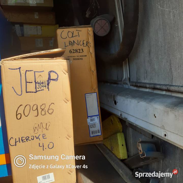 Chłodnica Jeep Cherokee XJ 89 40 COMANCHE nowa chłodnice Blizne Łaszczyńskiego sprzedam