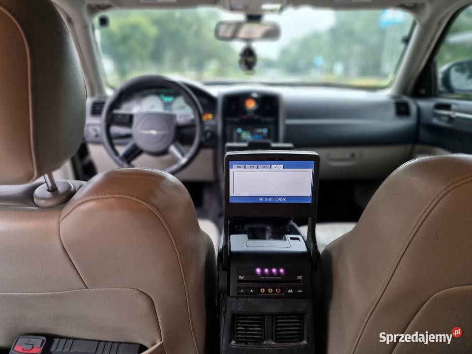 Chrysler 300c 30 crd Czarny Zadbany pełna 300C Samochody osobowe Tychy sprzedam