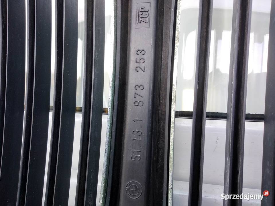 BMW E28 nerki grill atrapa przednia chłodnicy łódzkie Sieradz