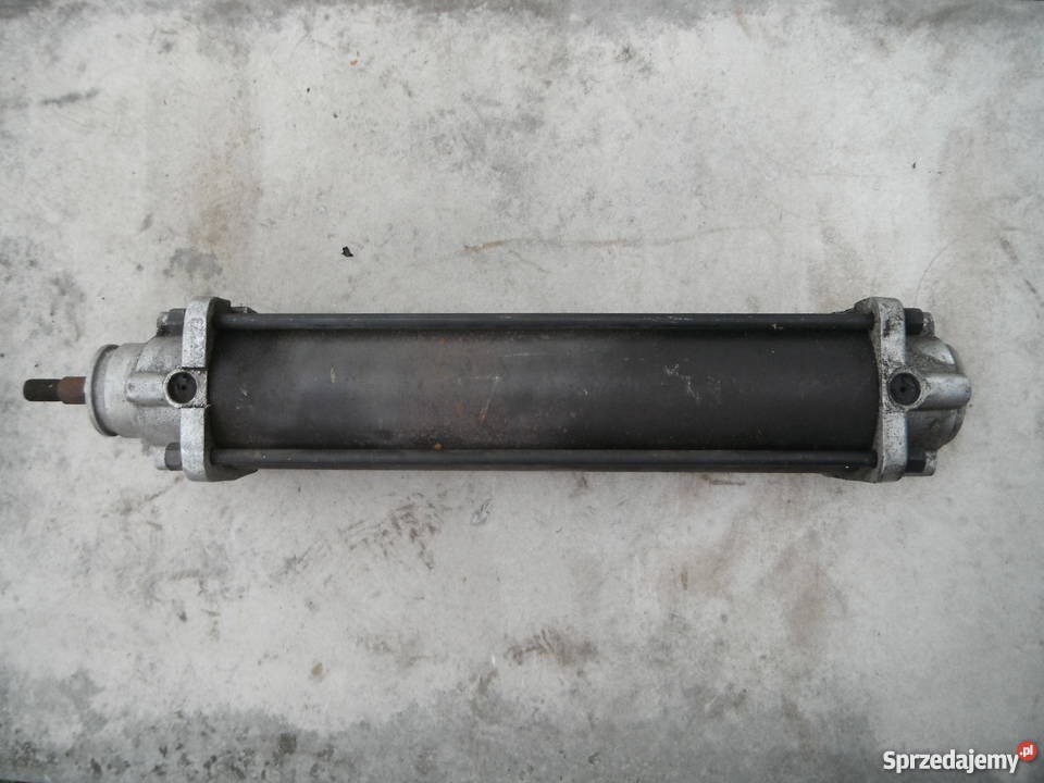 Siłownik pneumatyczny Fi 60 x 200 ZM Radom 10 Chlewiska sprzedam