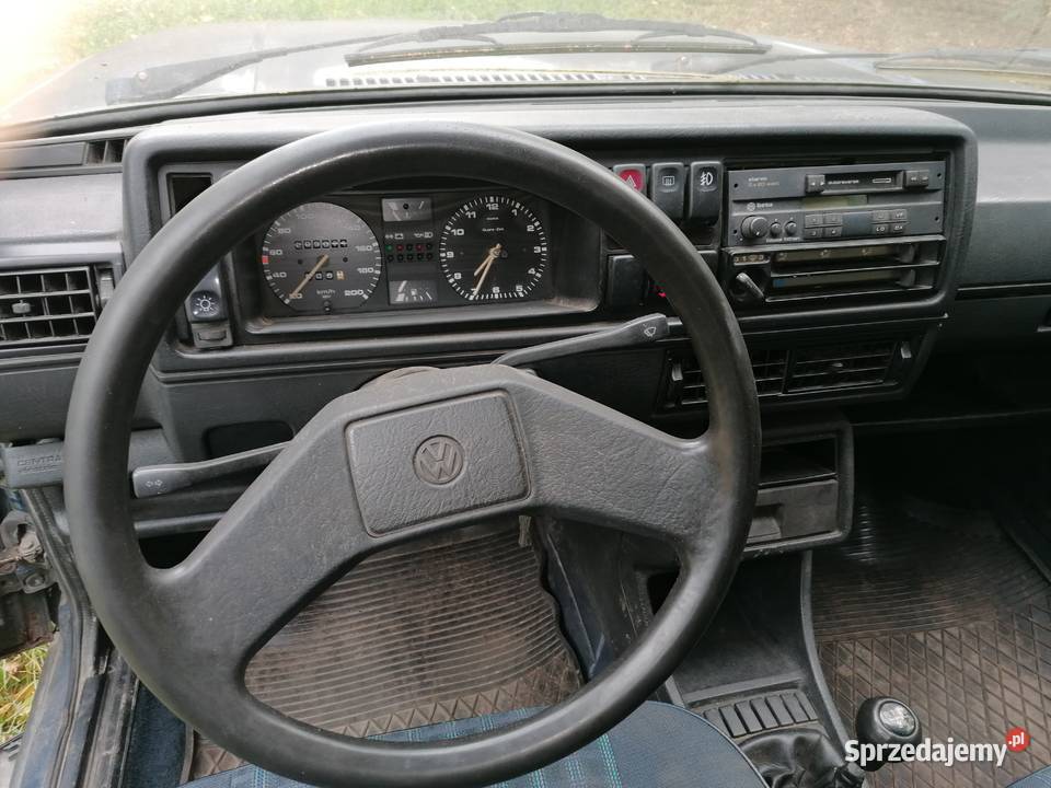Volkswagen Golf 2 nieuszkodzony Golf Zelówek