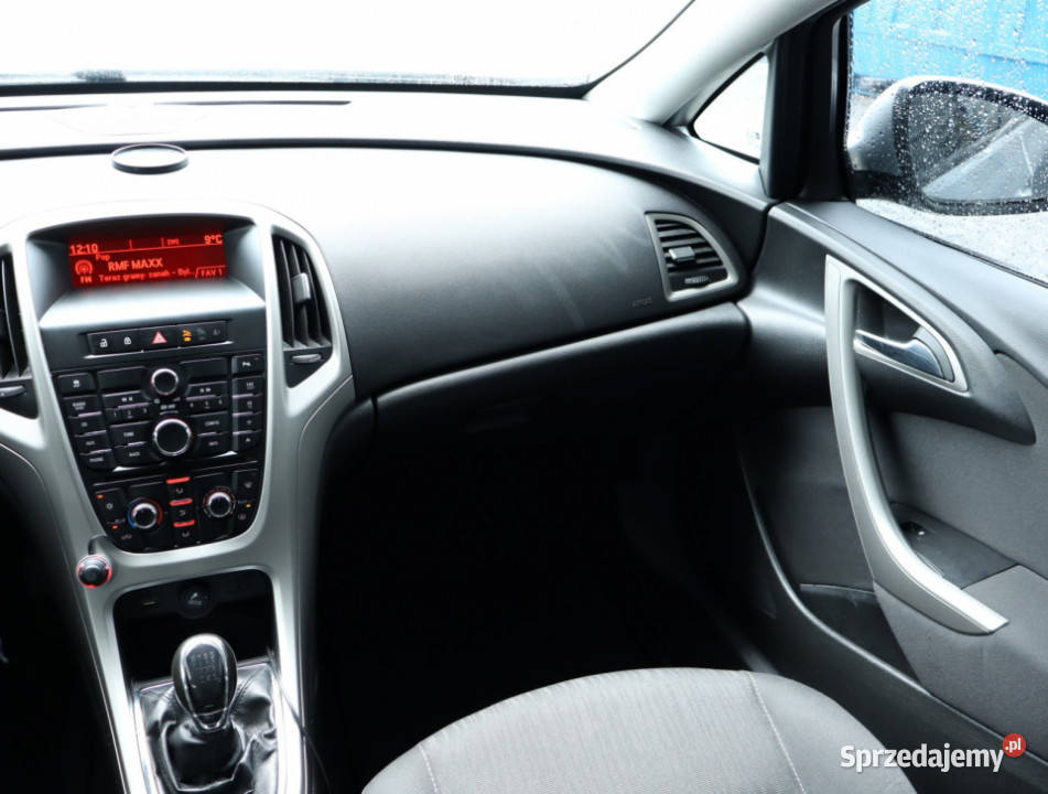 Opel Astra 14 T Piaseczno