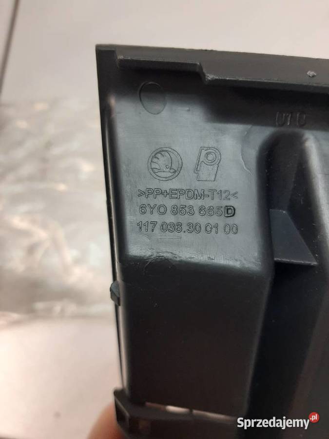 Nowa oryginalna kratka zderzaka przód lewy Skoda Zderzaki Oświęcim