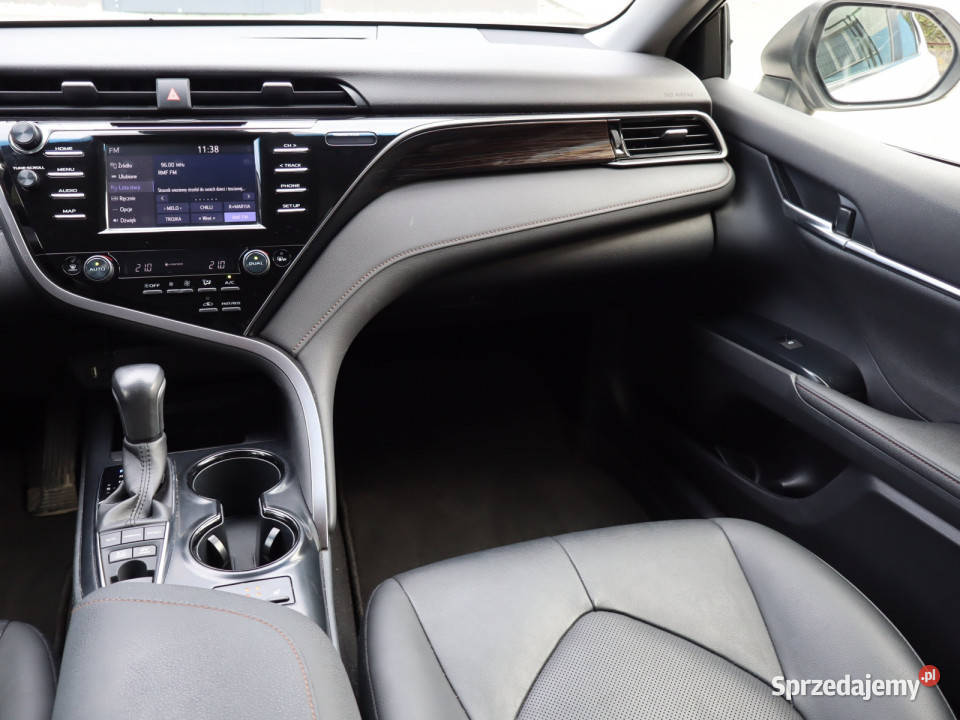 Toyota Camry 25 Hybrid 2487cm3 Katowice sprzedam