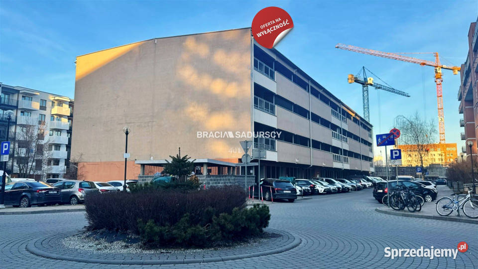 sprzedaży garażu 125m2 Kraków