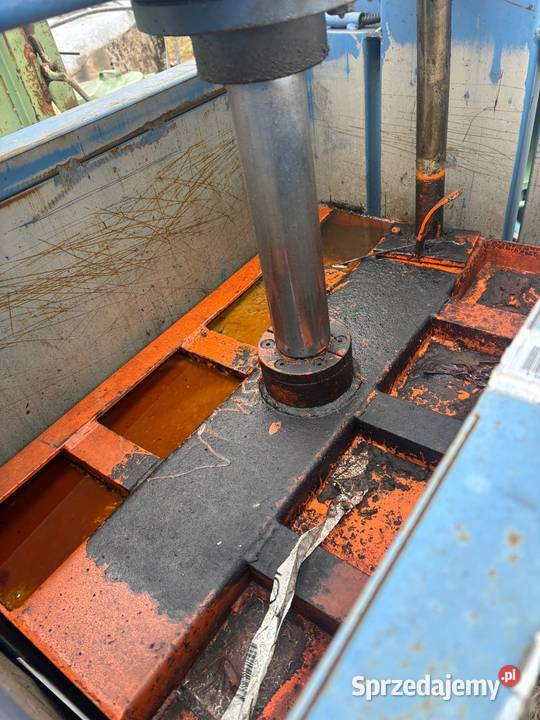 Belownica prasa do folii kartonu makulatury Produkcja świętokrzyskie Piekoszów