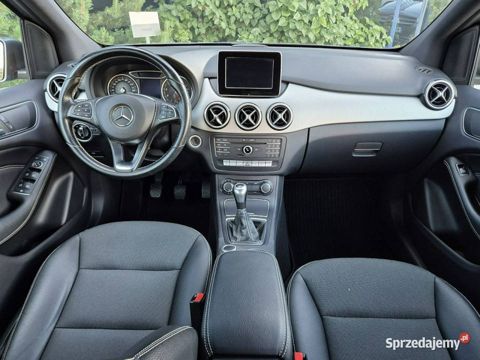Mercedes B 180 manual GWARANCJA nawigacja grzane Warszawa