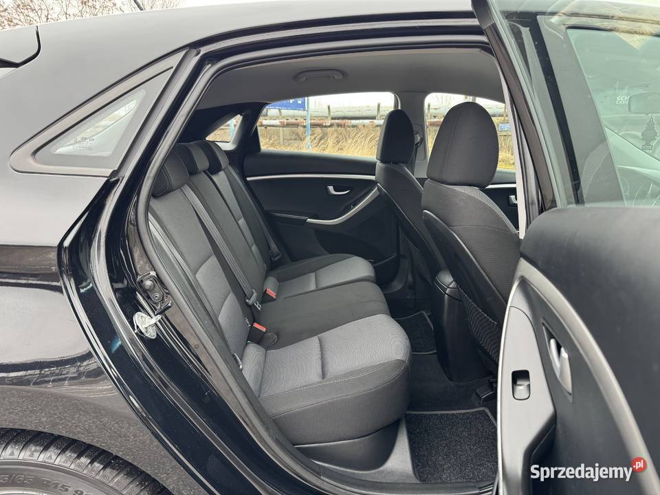 Hyundai i30 14 BENZYNA Klimatronik Ledy Konin