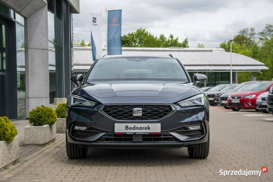Seat Leon Sportsourer FR 15 eTSI 150 DSG DEMO IV relingi dachowe łódzkie