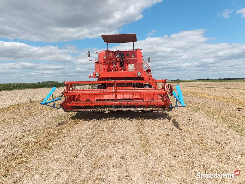 Kombain bizon Z056 Maszyny rolnicze Turowola