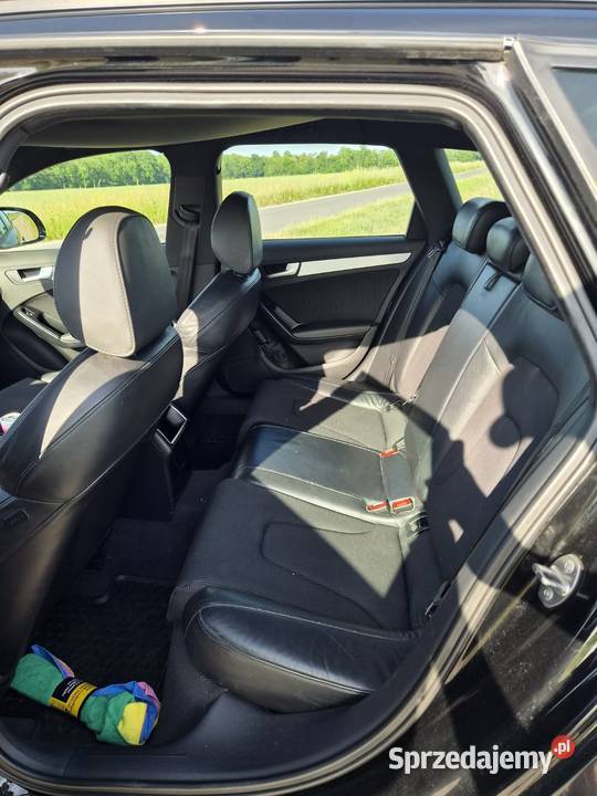 Audi a4b6 w kombi 2xSline światła LED Zaborowice sprzedam
