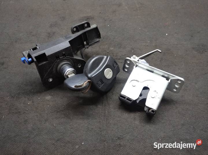 Opel Corsa C zamek klapy tył Swarzędz
