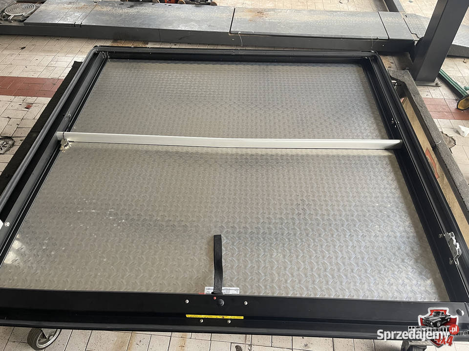 Pokrywa aluminiowa Nissan Navara NP300 2016 MT warmińsko-mazurskie Pasłęk