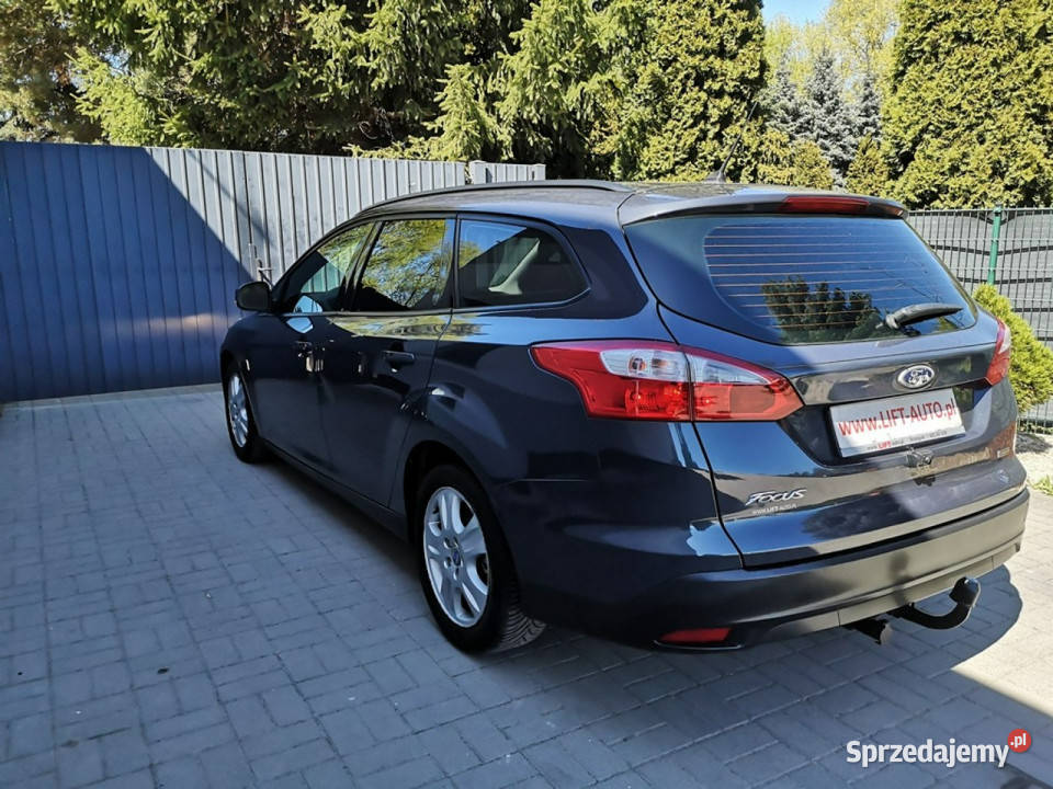 Ford Focus 10 12V 125 Klimatronik Halogeny relingi dachowe Strzegom