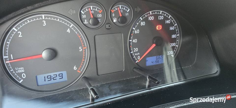 VOLKSWAGEN MULTIVAN zachodniopomorskie Trzebiatów