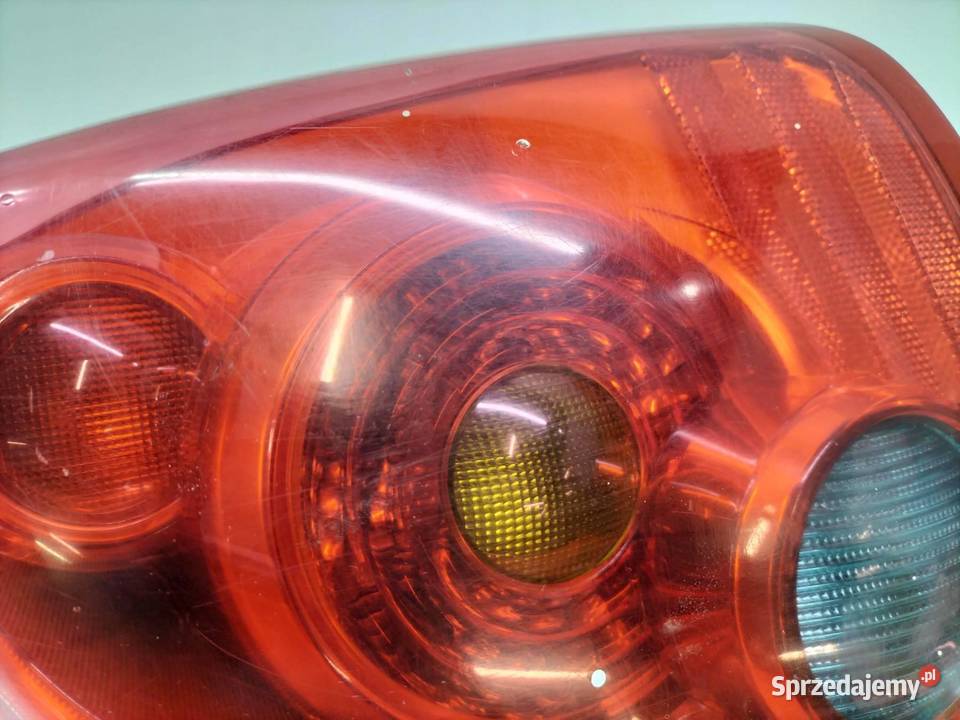 LAMPA TYŁ PRAWA 5D HB P12 Nissan Primera III świętokrzyskie