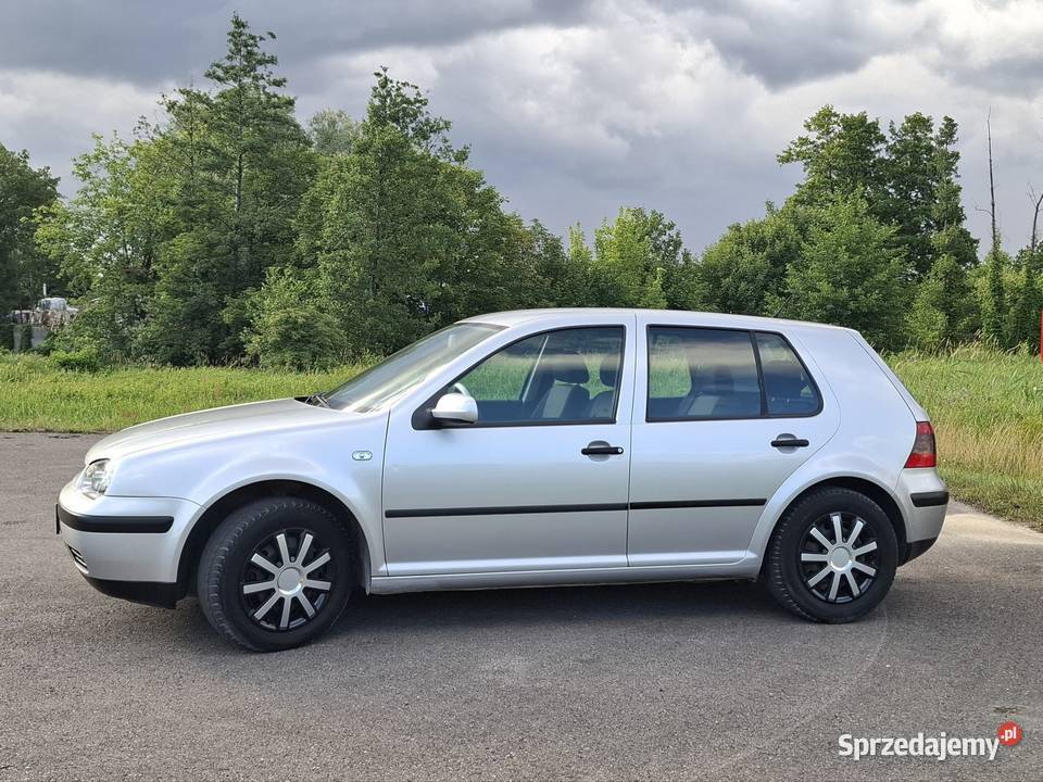 Volkswagen Golf IV 16 16V 105 KLIMATRONIC Tomaszów Mazowiecki