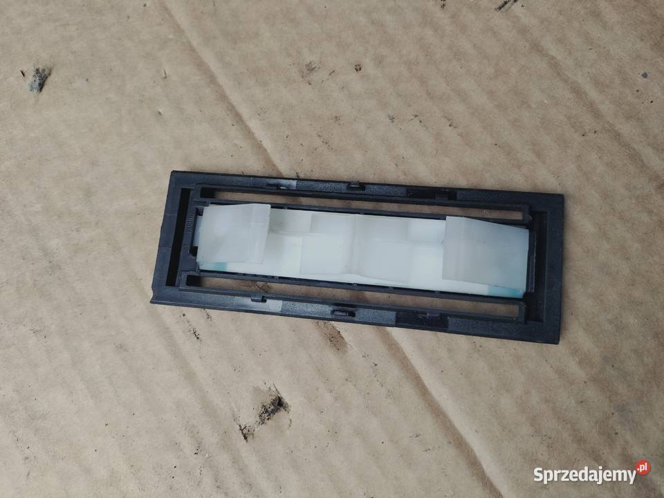 KRATKA OSŁONA PANELU NAWIEWU FORD SIERRA Kamień-Kolonia sprzedam