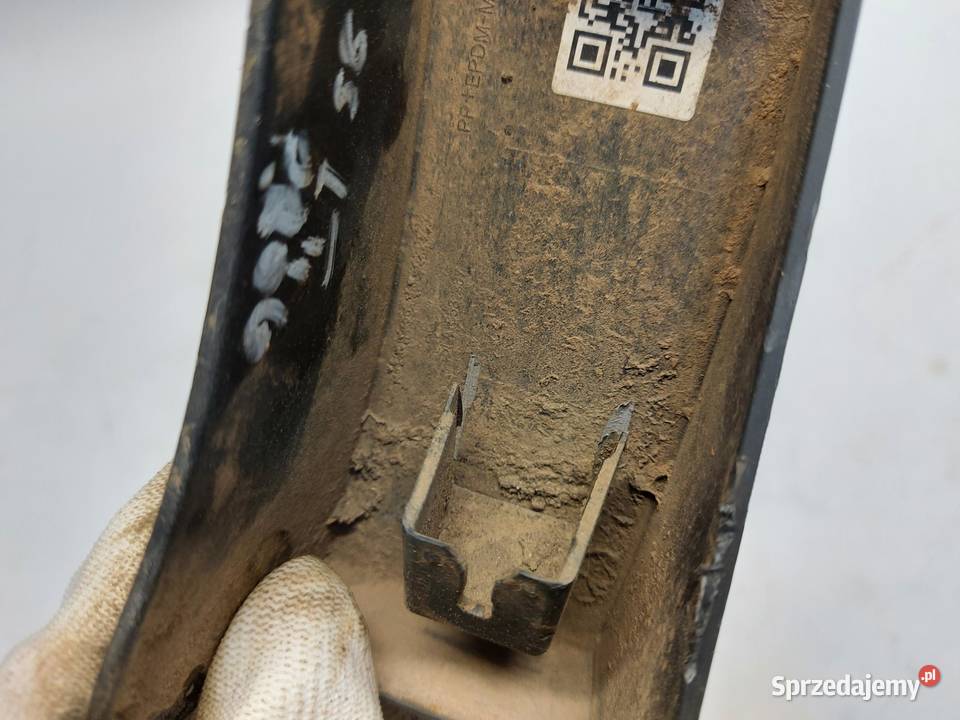 SKODA Enyaq 5LA iV85 Osłona progu tył lewa