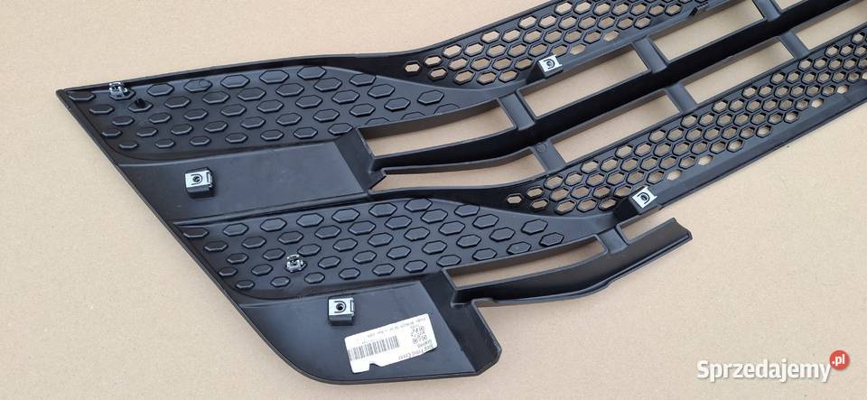 IVECO SWAY GRILL ATRAPA CHŁODNICY ORYGINAŁ Bieleń