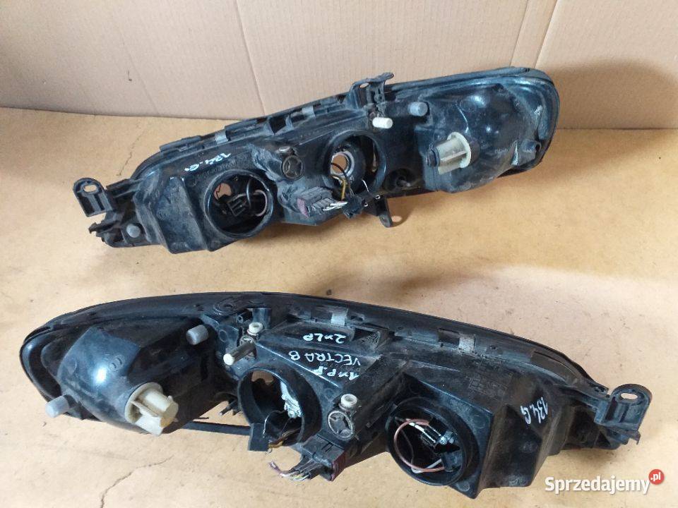 134G OPEL VECTRA B Reflektor Lampa przednia lewa osobowe świętokrzyskie Włoszczowa