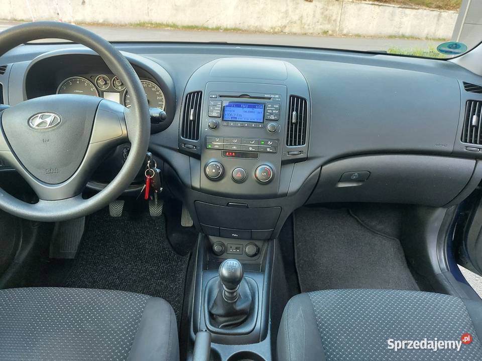 HYUNDAI i30 2010r 14 16 109 Przeb103 elektryczne szyby