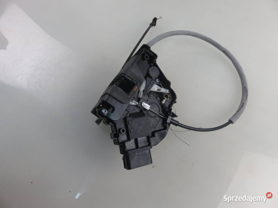 ZAMEK LEWY PRZEDNI FORD S I WA6 6M2AR1813EA osobowe