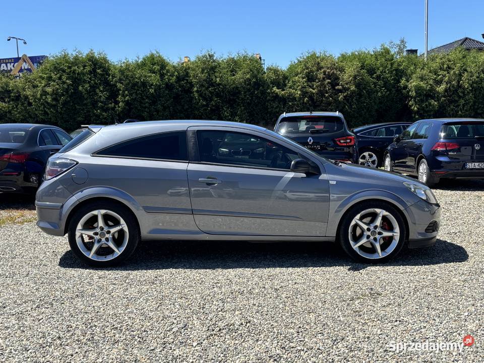 Opel Astra GTC Paniówki
