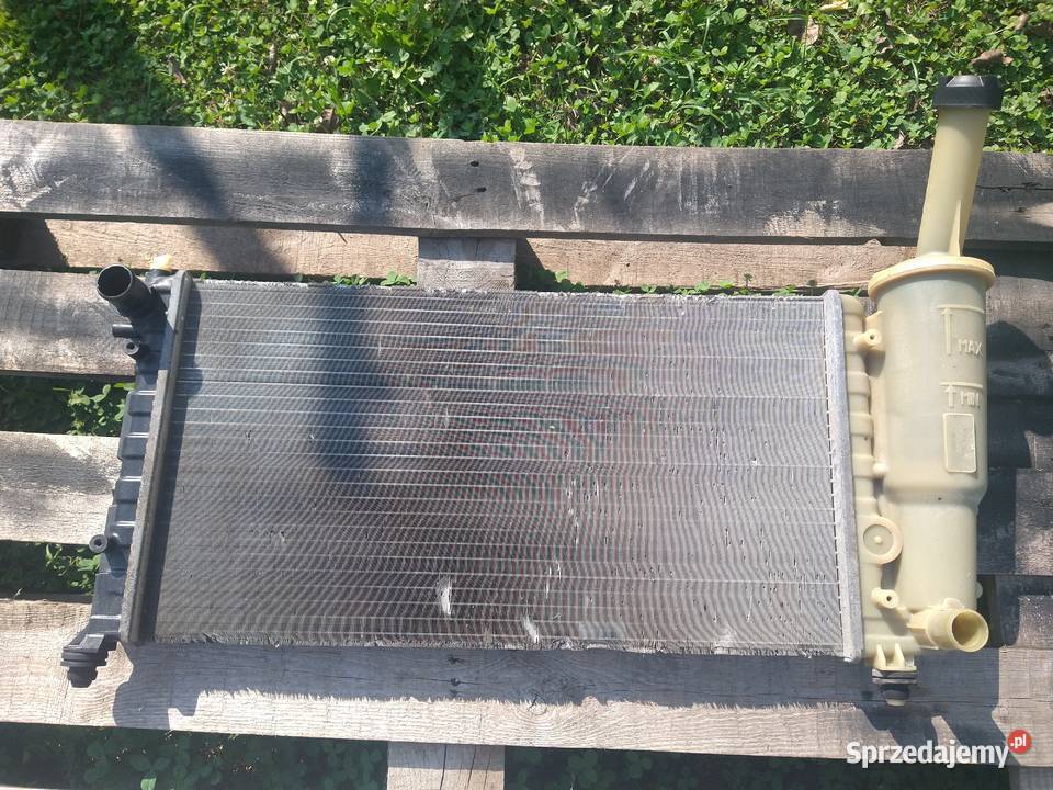 Chłodnica Wody Fiat Punto II 2 Fl 12 Benzyna osobowe Skawina sprzedam