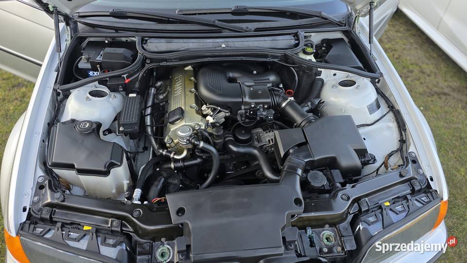 BMW 3 E46 318i Touring 19 benzyna stan NIE gruz Kombi Opole sprzedam