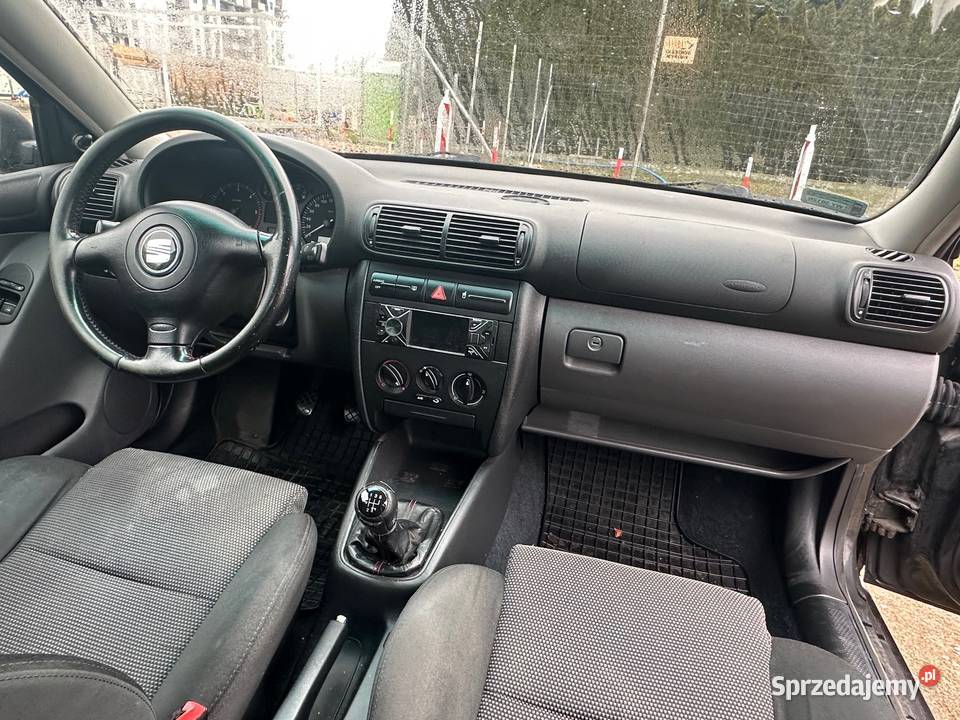 Seat Leon 2002r sprzeda syndyk nieuszkodzony Warszawa sprzedam