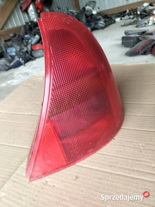 Renault Clio II 2 LAMPA TYŁ TYLNA PRAWA Kamień-Kolonia