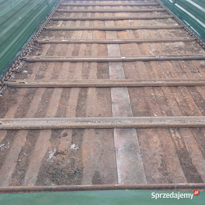 Rozrzutnik obornika 2 osiowy Czarna Białostocka Rozrzutniki obornika Piaski