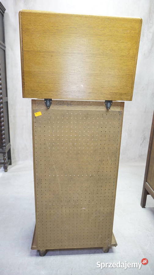 Mebel z drewna dębowego i płyty meblowej Kalisz