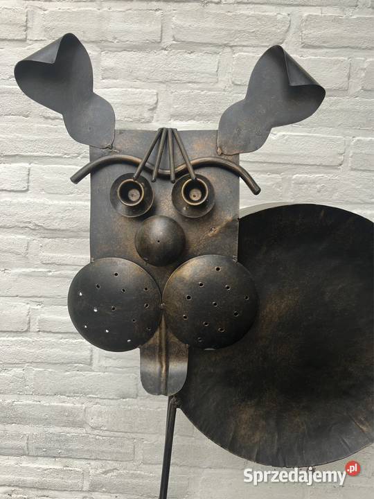 Metaloplastyka pies rzeźba nowoczesna z metalu Sztuka współczesna Bystrzyca Kłodzka