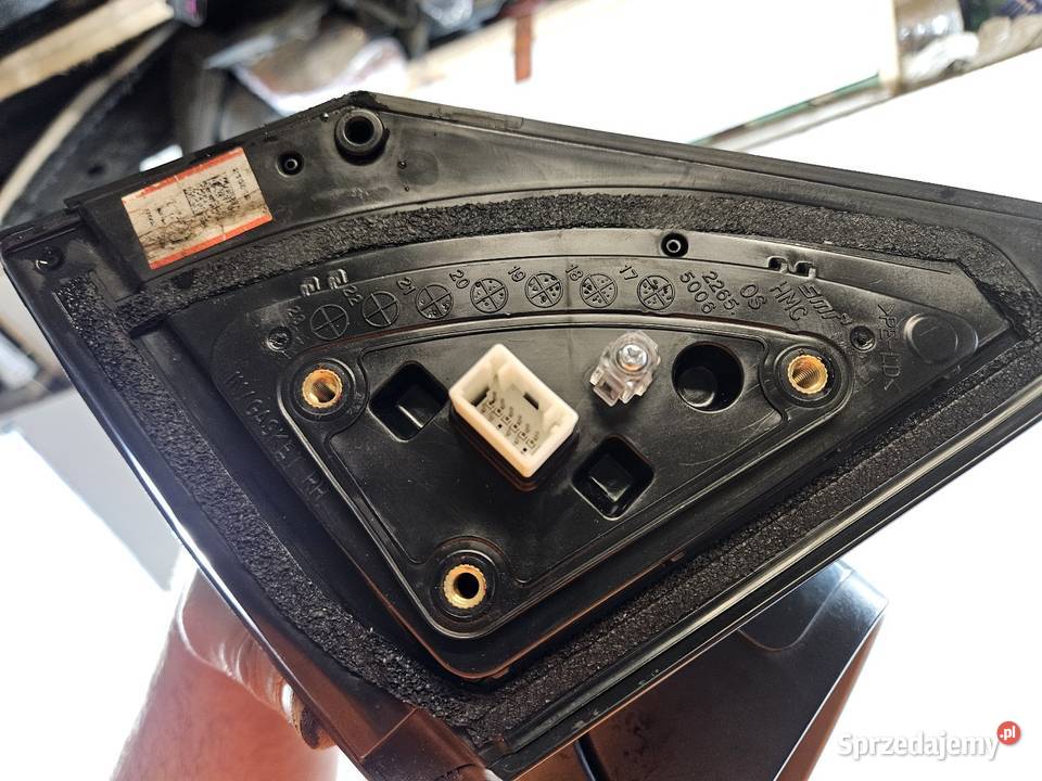 HYUNDAI KONA I LIFT LUSTERKO PRAWE PRZÓD PRAWY osobowe Międzychód