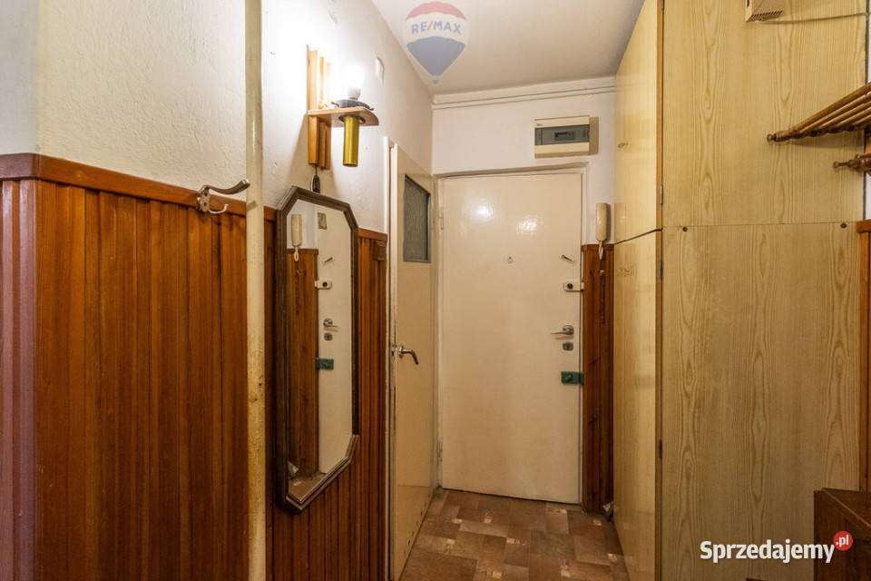 Bałuty 2 pokoje z balkonem 2 centrum Rok budowy 1975 Łódź