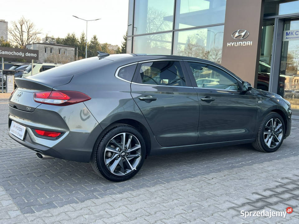 Hyundai i30 I30 FASTBACK 15 TGDI Smart 48v AT łódzkie Piotrków Trybunalski