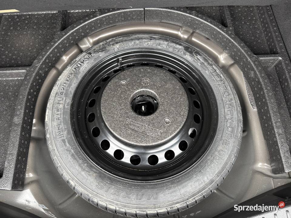 Ford C BENZYNA Klimatronik Nawigacja Tempomat światła LED Konin sprzedam