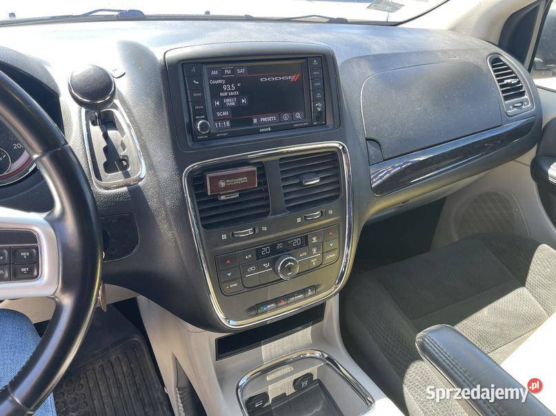 DODGE GRAND CARAVAN 2019 360500 ccm 287 Warszawa