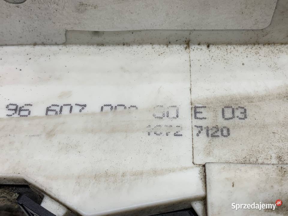 ZAMEK DRZWI PRAWY TYŁ CITROEN C4 I Hatchback Zamki, wkładki i kluczyki