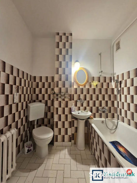 sprzedaży mieszkania Krosno Szklarska 4095m2 2