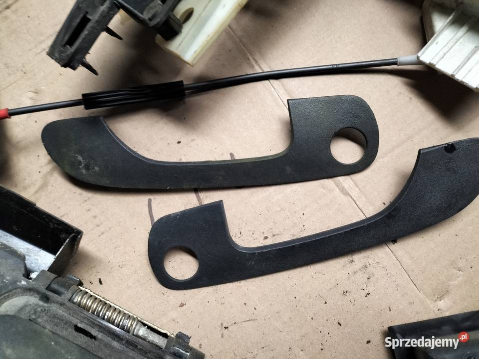 MONDEO MK1 MK2 KALMKA ZAMEK ZAMKI KLAMKI RĄCZKI lubelskie Kamień-Kolonia