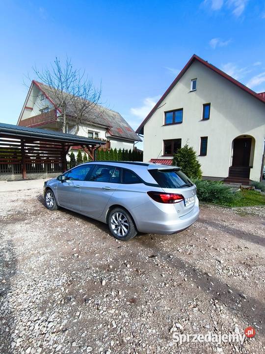 Opel Astra 12 Turbo Sports Tourer wspomaganie kierownicy świętokrzyskie Miedziana Góra