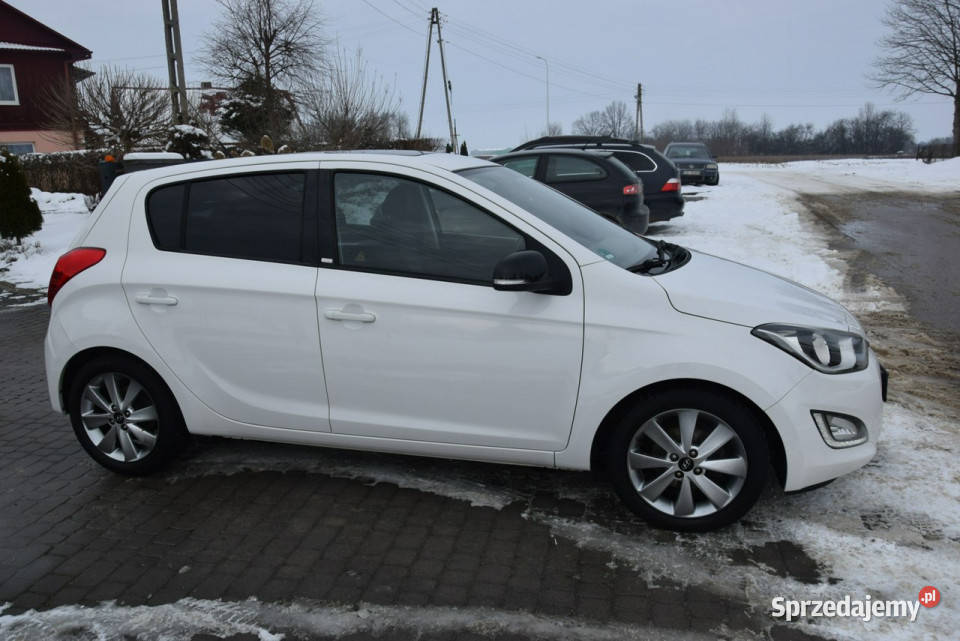 Hyundai i20 14B Automa Led Klimatronik Grzane 127000km Majdan Sieniawski