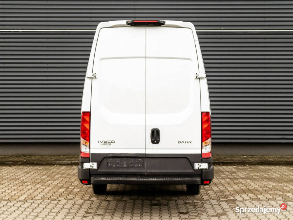 Iveco Daily 35S18A8H V Automat 18m3 L4H3 Brygada zachodniopomorskie